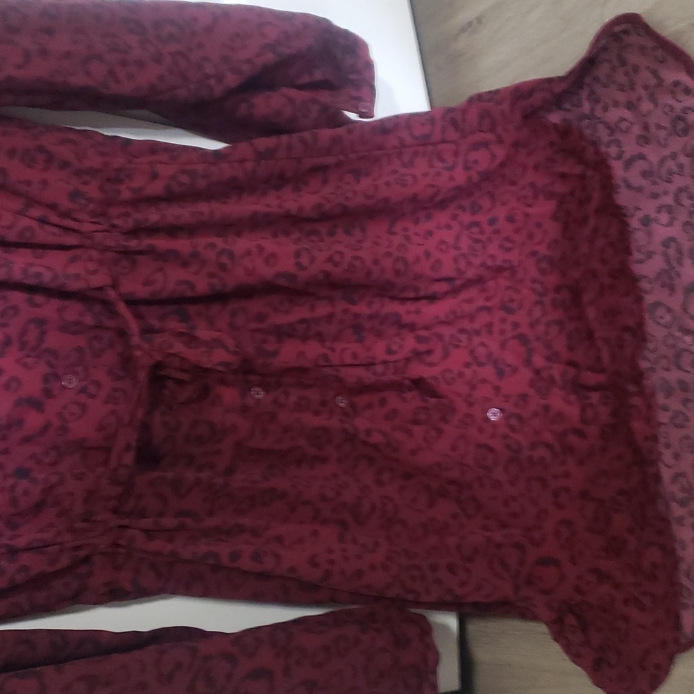 Dress - Picture 2 of 4